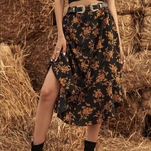 Button Down Floral Ruffle Hem Skirt (without belt)